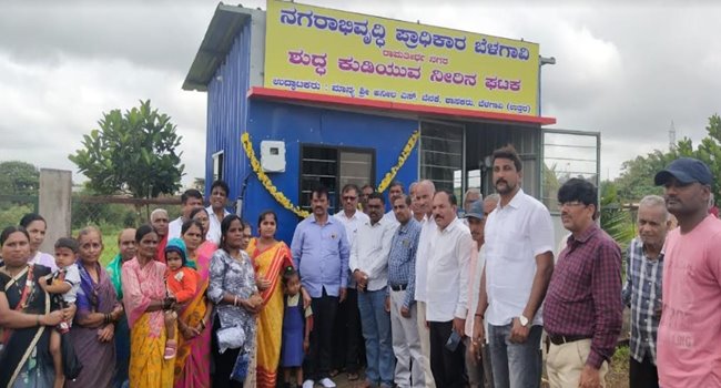 mla-Anila Benake inaugurated drinking water units